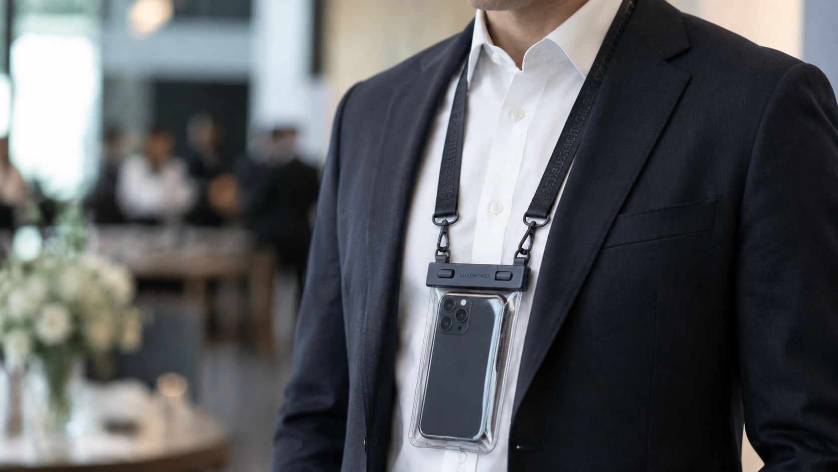 Porta telefono da collo: guida completa al branding 2026