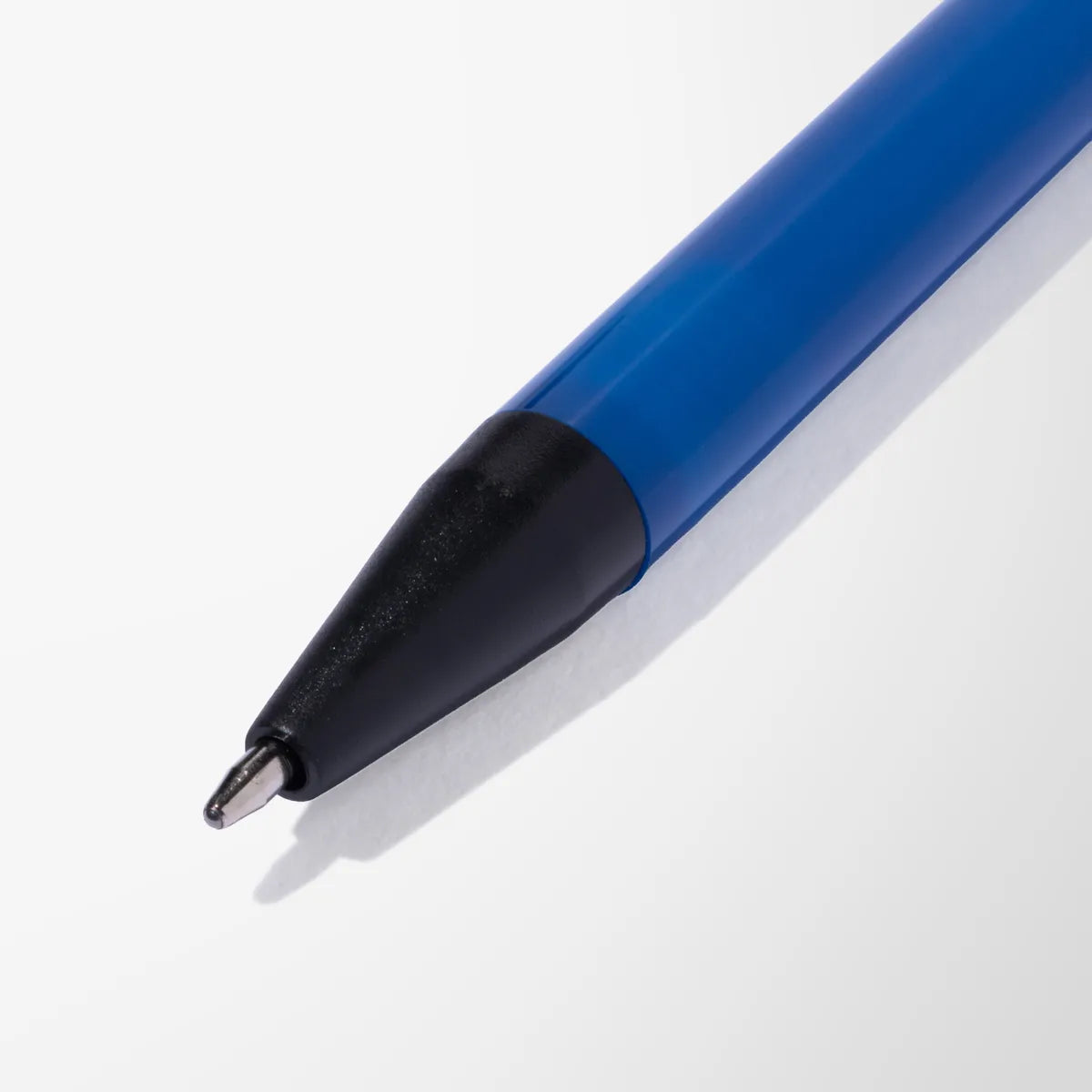 Color Block Raven Pen
